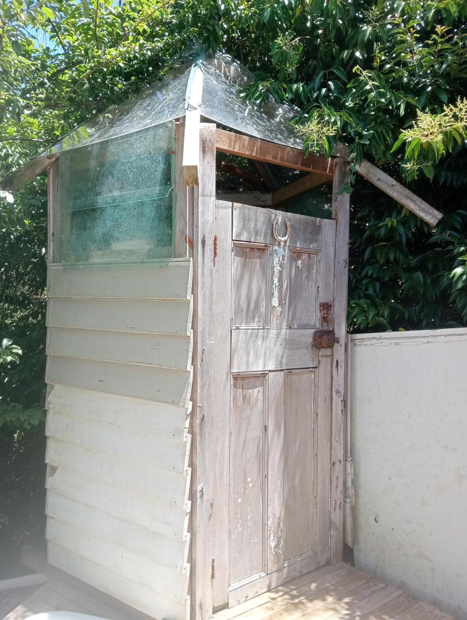 The Mud House Hotel Raglan Exterior photo